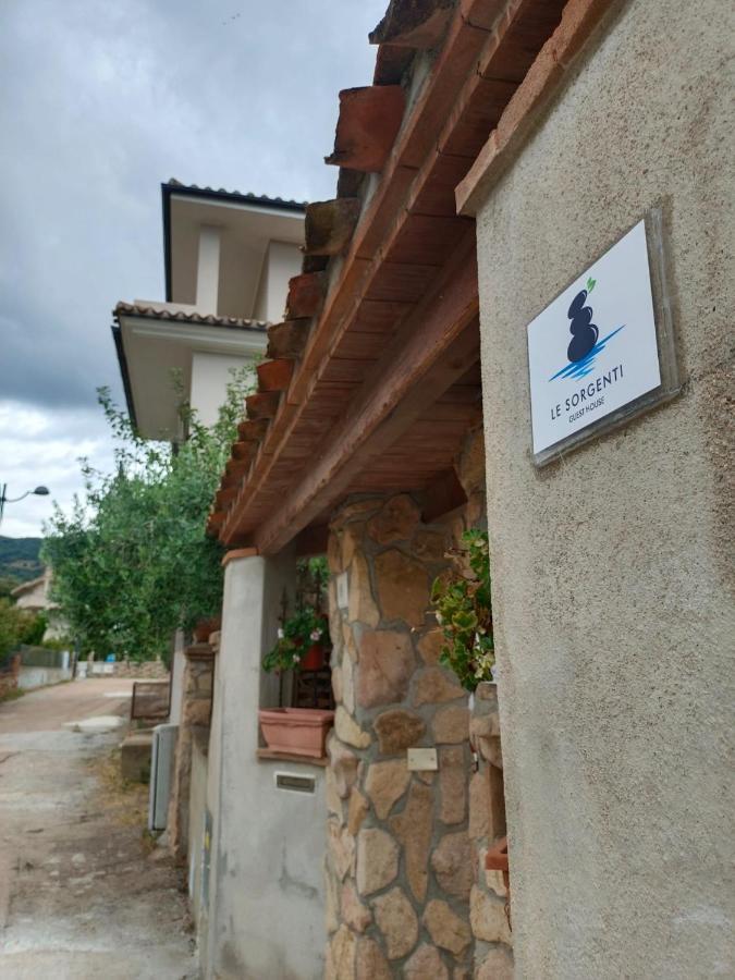 Le Sorgenti Guest House Ilbono Екстер'єр фото